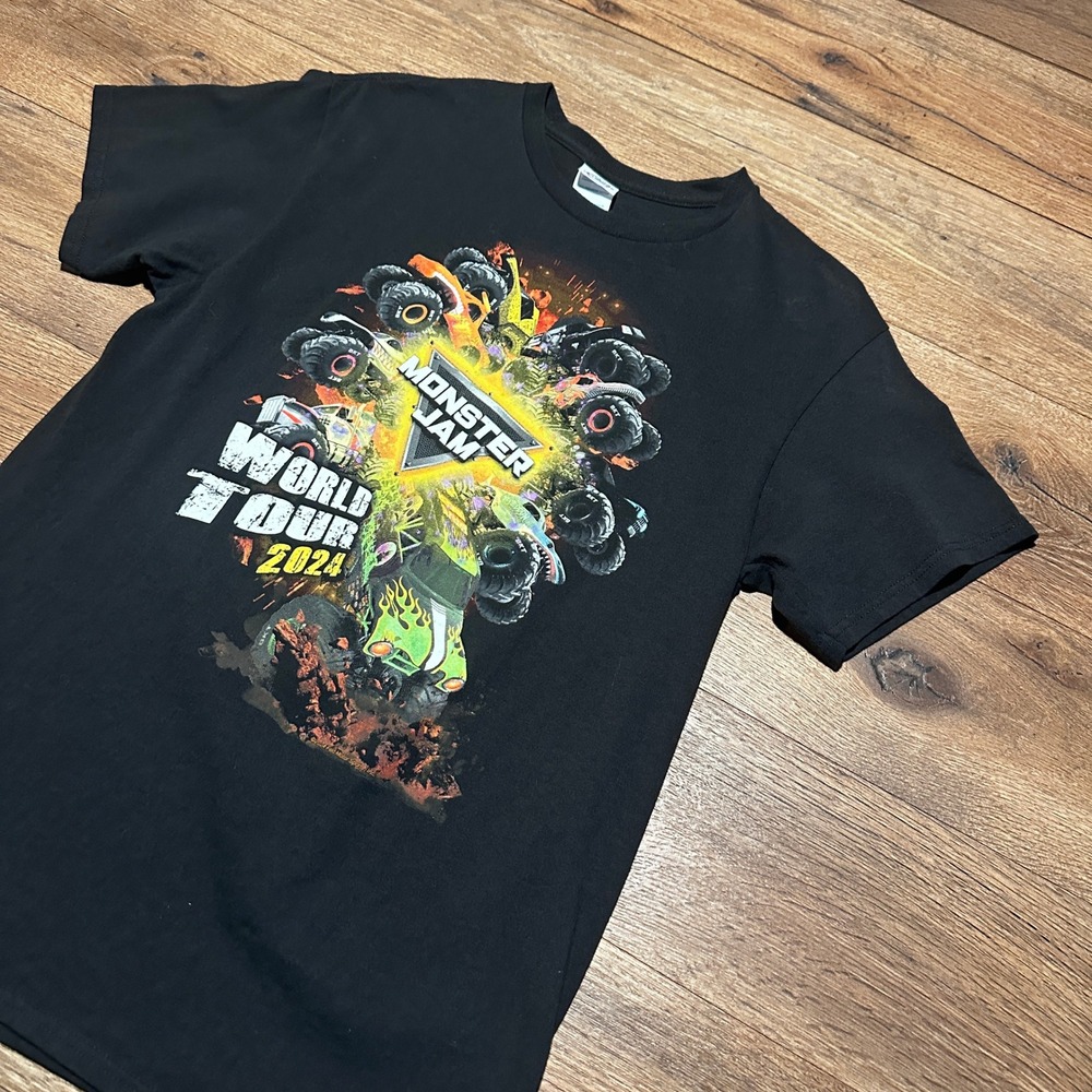 Monster Jam Black World Tour 2024 Graphic T-Shirt Mens Size M